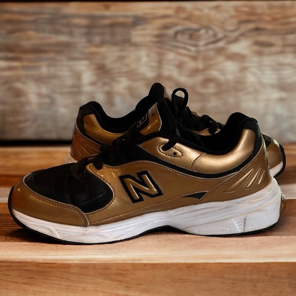New Balance 2001 running shoes black/white/golden bronze ELITE EDITION - Picture 8 of 16
